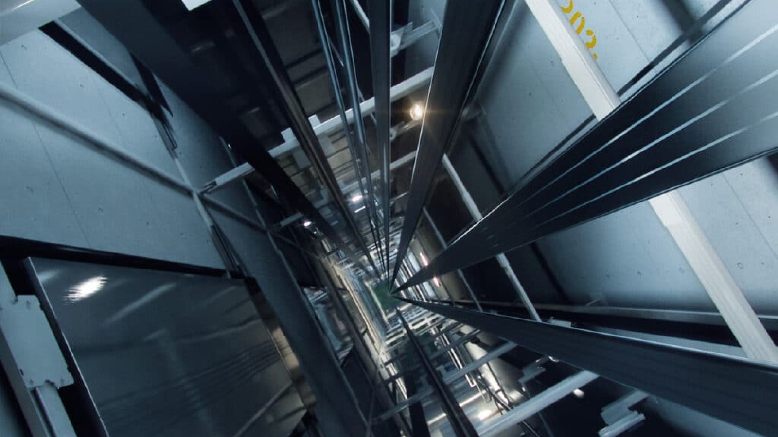 آهنکشی آسانسور | آریانانوین