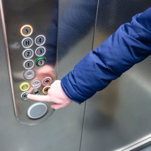 شستی آسانسور | آریانانوین